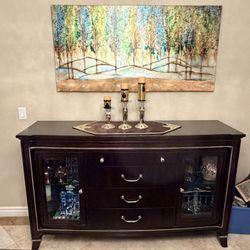 Beautiful Buffet Table Sideboard 