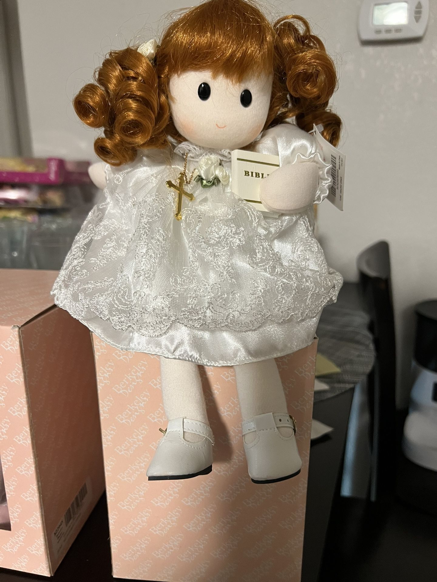 Berkeley designs music dolls