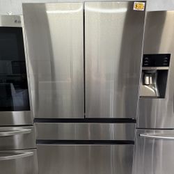 SAMSUNG 36” FRENCH DOOR REFRIGERATOR 