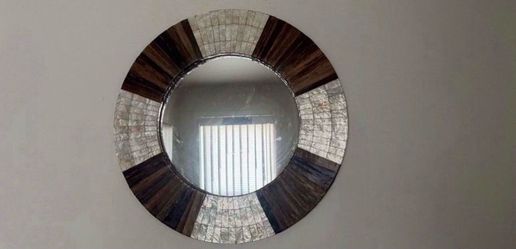 Pier 1 Tri Color 24” Wall Art Mirror (Great Condition) Price Is FIRM
