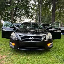Nissan Altima 2.5 , 2013 Black  