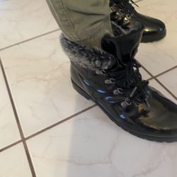 Ankle Boots - Size 10 Very Warm And Comfortable 