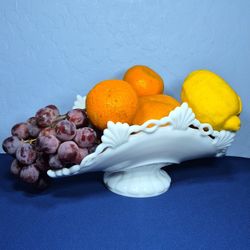 Westmorland Ring & Petal White Milk Glass low banana stand fruit bowl
