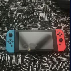 Nintendo Switch (NO DOCK OR CHARGER) 