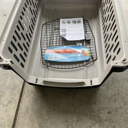 PET KENNEL 