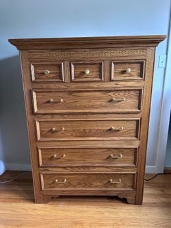 Classic Pennsylvania House 5-Drawer Dresser – Solid Wood - $100