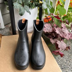 Aigle Womens Waterproof Heeled Rain Boot Size 6-7