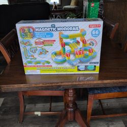 Rail Cube Magnetic Monorail Toy Deluxe Box Set