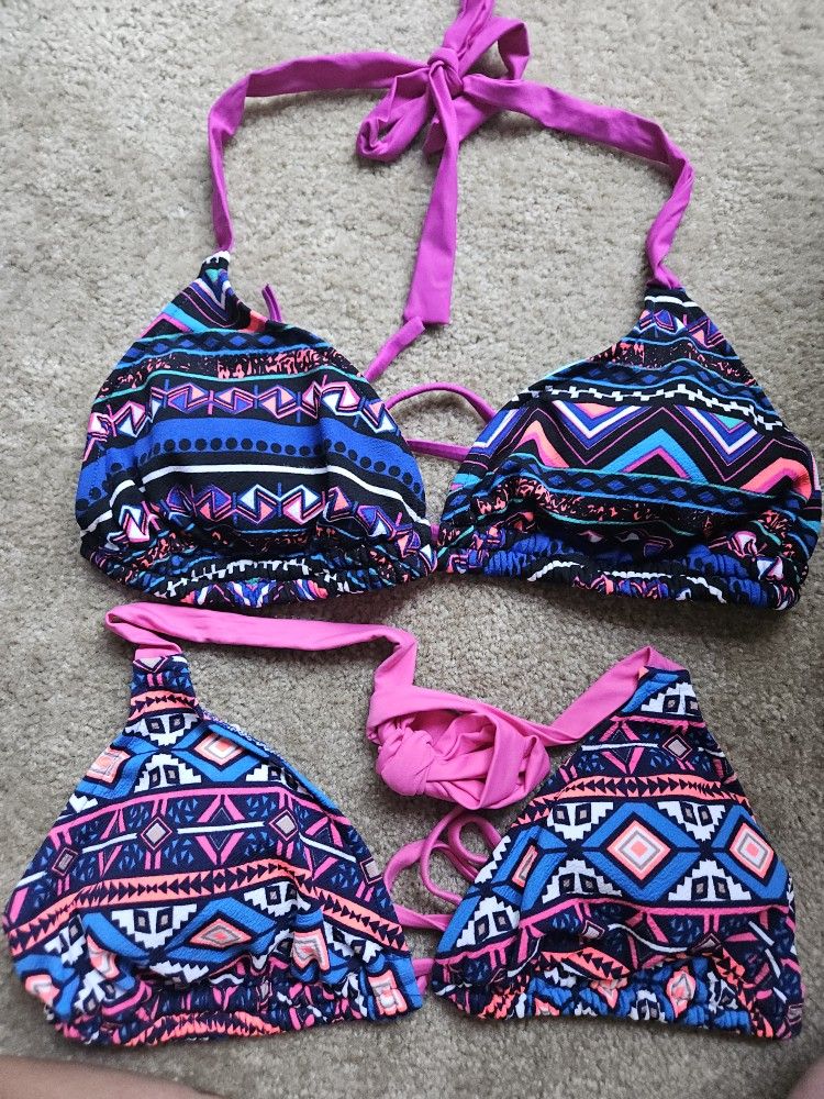 2 Bikini Tops