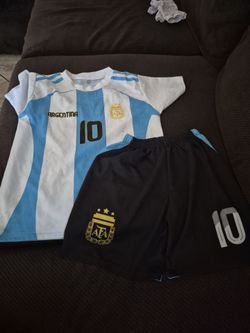 Kids messi jersey and shorts