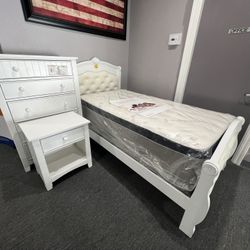 Twin Bedroom Set 🎈🎈🎈