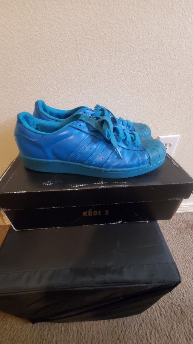 Adidas - Only used a few times - Good condition