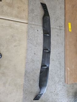 Black Plastic Bug Deflector (CHEVY/GMC)