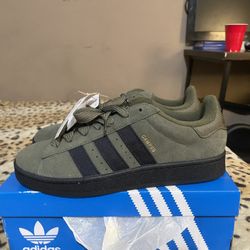 Adidas Size 11 1/2 Never Use