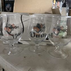 Duvel Set Of Rare Glasses 