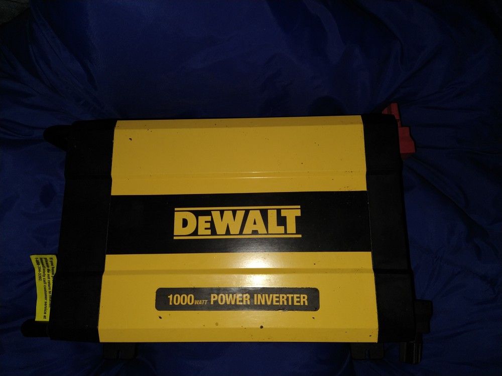 Dewalt 1000 Watt Power Inverter