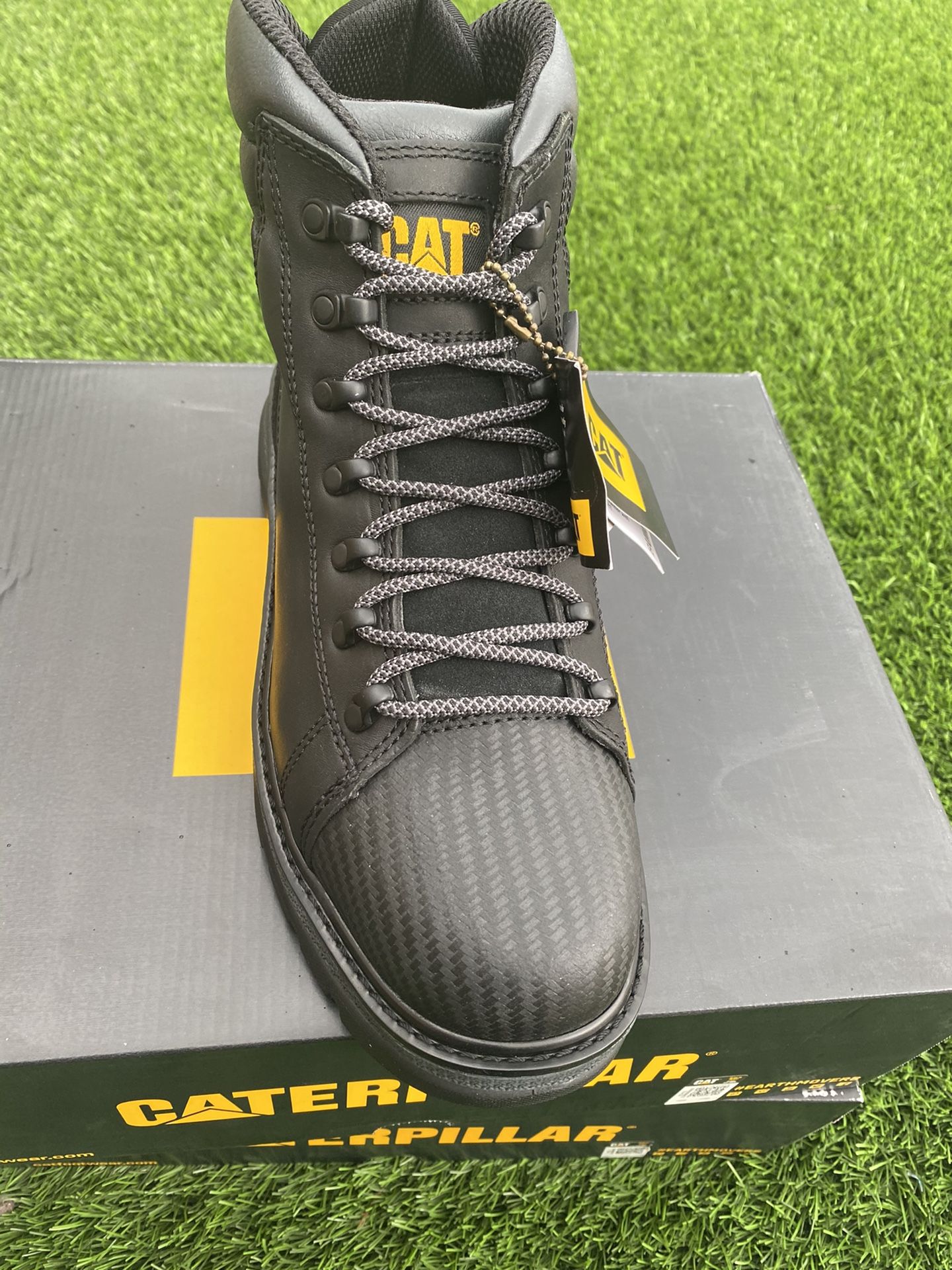 Caterpillar work boots new