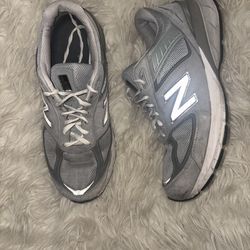 Men shoes new balance size 10.5