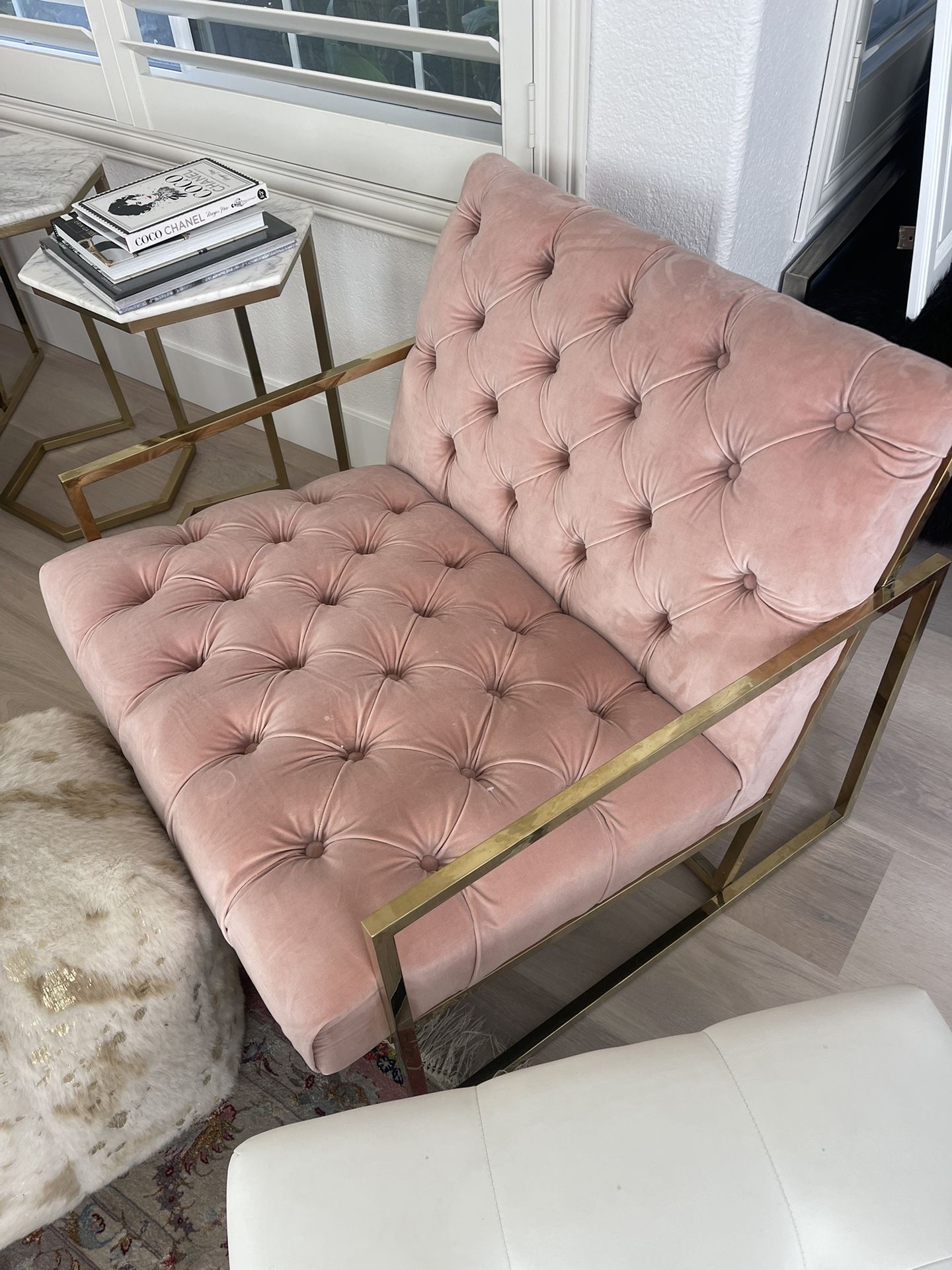 2 accent Chairs