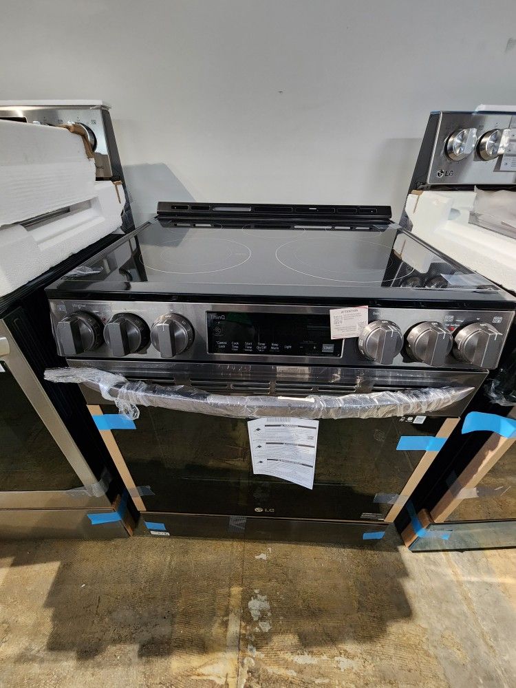 LG Electric Stove