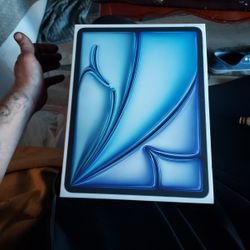 Brand New In Box Ipad Air  13 Inch 128 M3