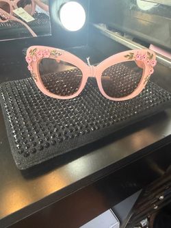 Lux pink sun glasses