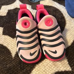 Nike Girl Shoes