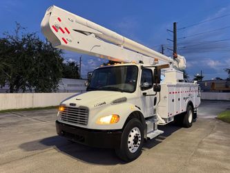 Freightliner Bucket Truck 60 feet
