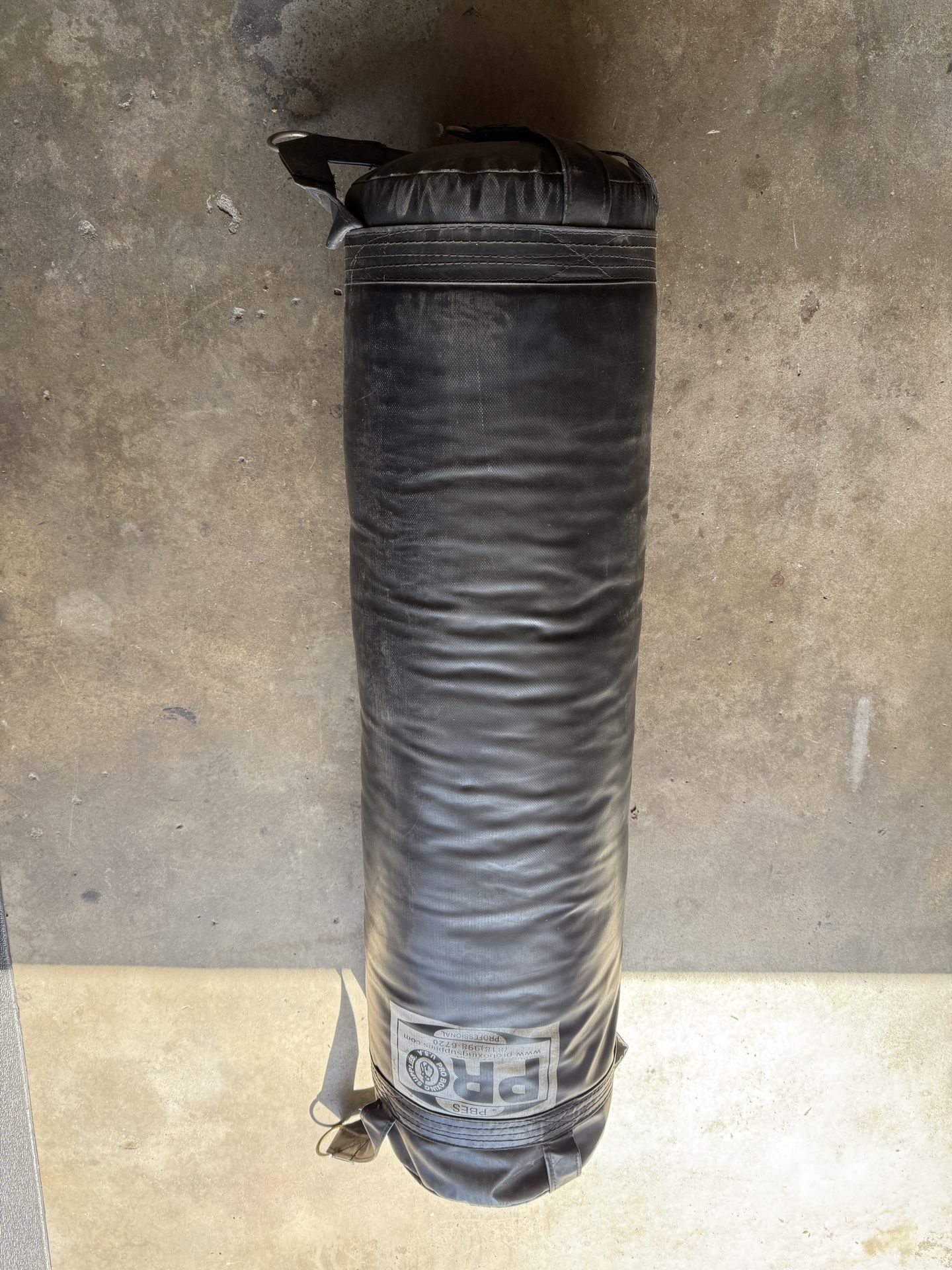 Heavy Bag Muay Thai Kickboxing