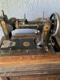 Vintage Dodge Rotary Sewing Machine 1920