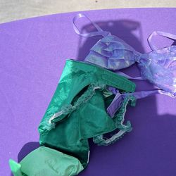 Dog costume little mermaid sz med $3