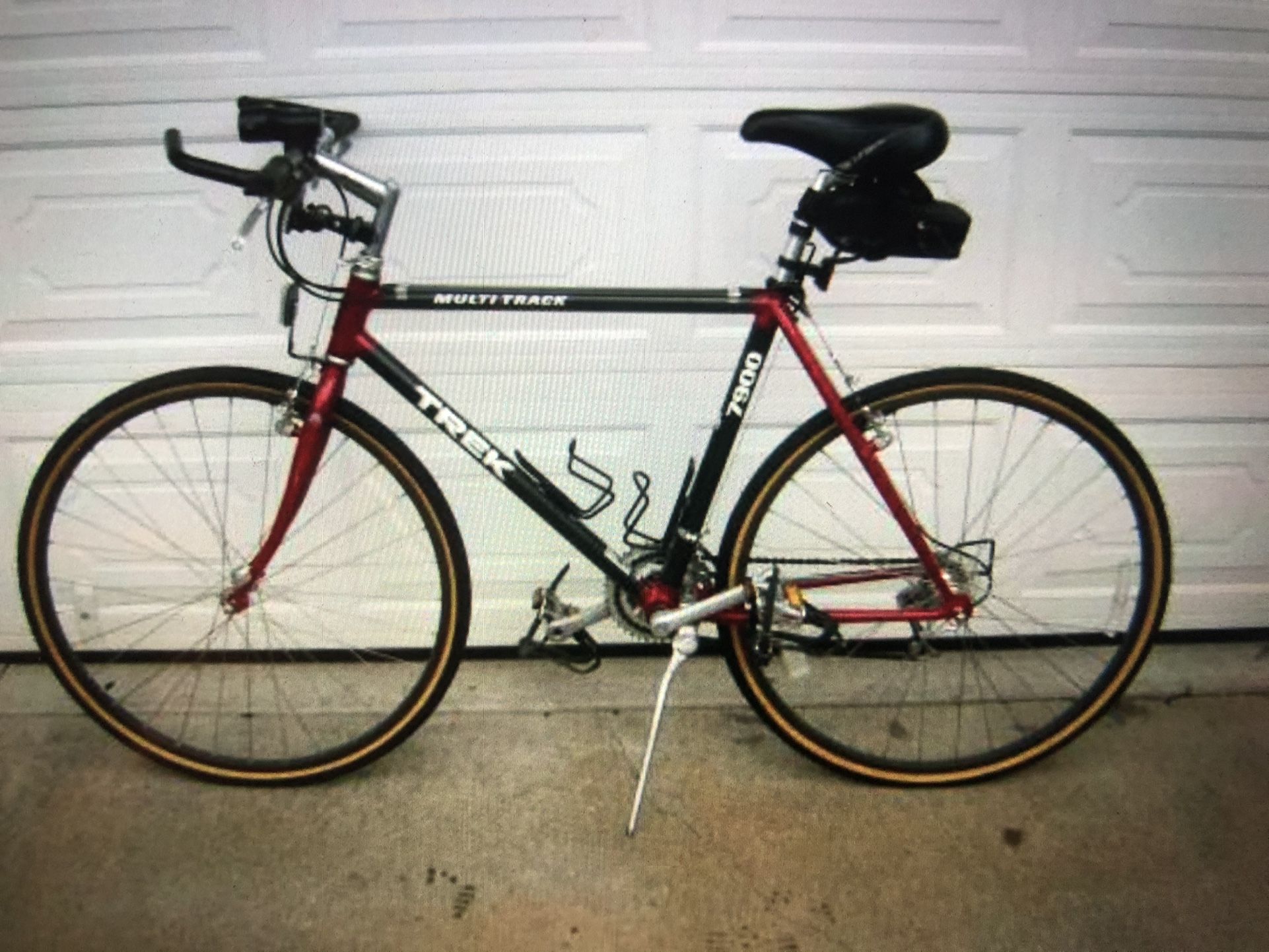 Mountain Bike - TREK HYBRID /Crossover  Model