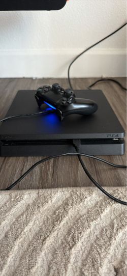 Sony PlayStation 4 Slim