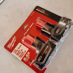  Milwaukee
M12 12-Volt Lithium-Ion XC Extended Capacity 4.0 Ah Battery Pack (2-Pack)