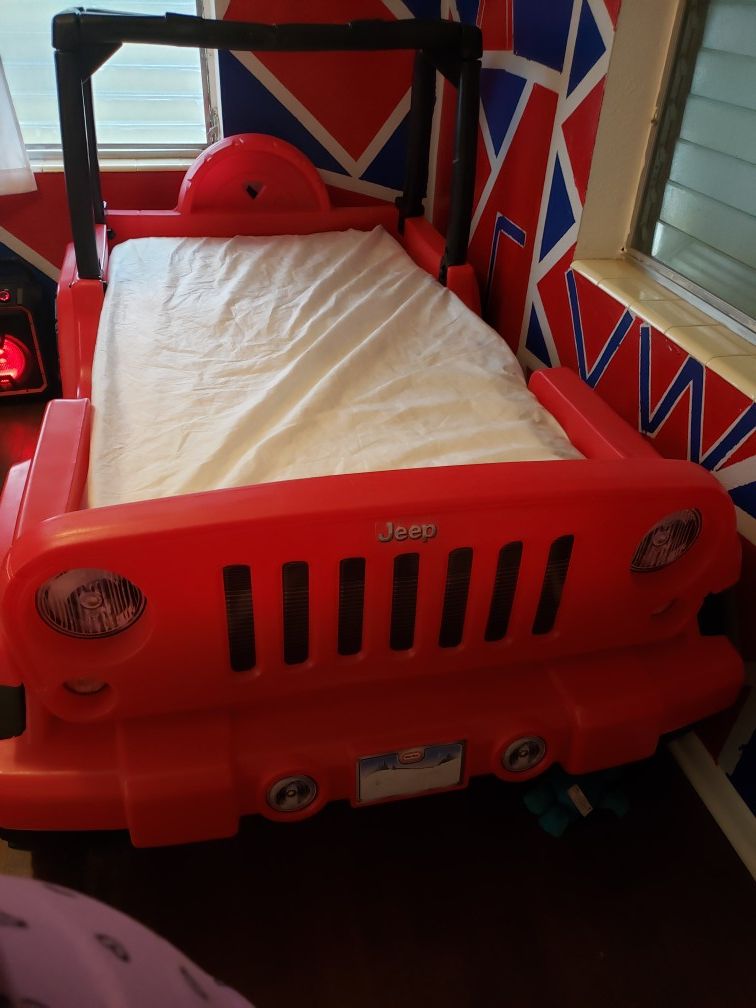 Little tikes jeep wrangler.