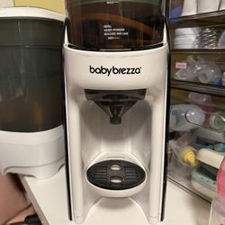 Baby Brezza Formula Maker