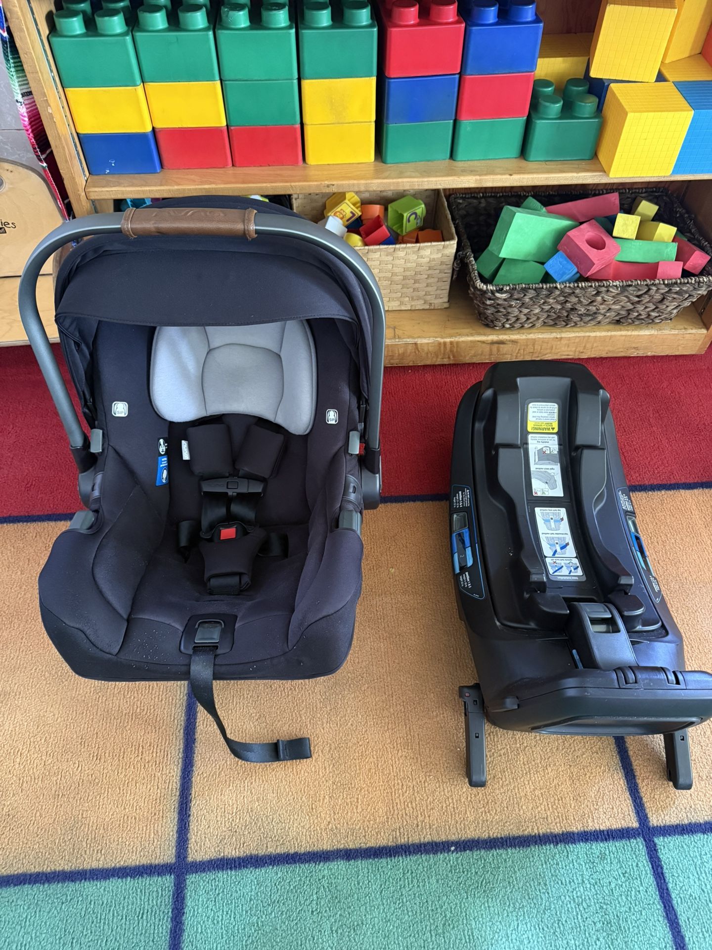 Nuna Pipa RX Infant Car Seat & Relx Base