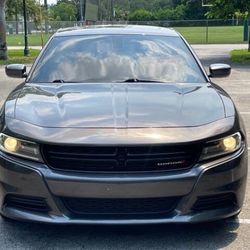 Dodge Charger SXT 