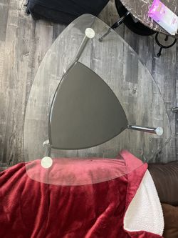 Glass Tables / Mesas De Vidrio