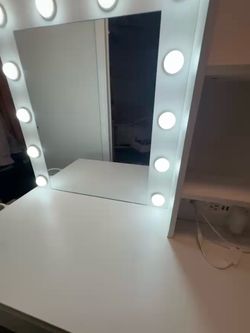 Like new Vanity (not free) best offer!