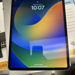iPad Pro 12.9 (6th Gen)