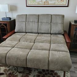 FULL SIZE FUTON  BED / Coil Spring Futon 