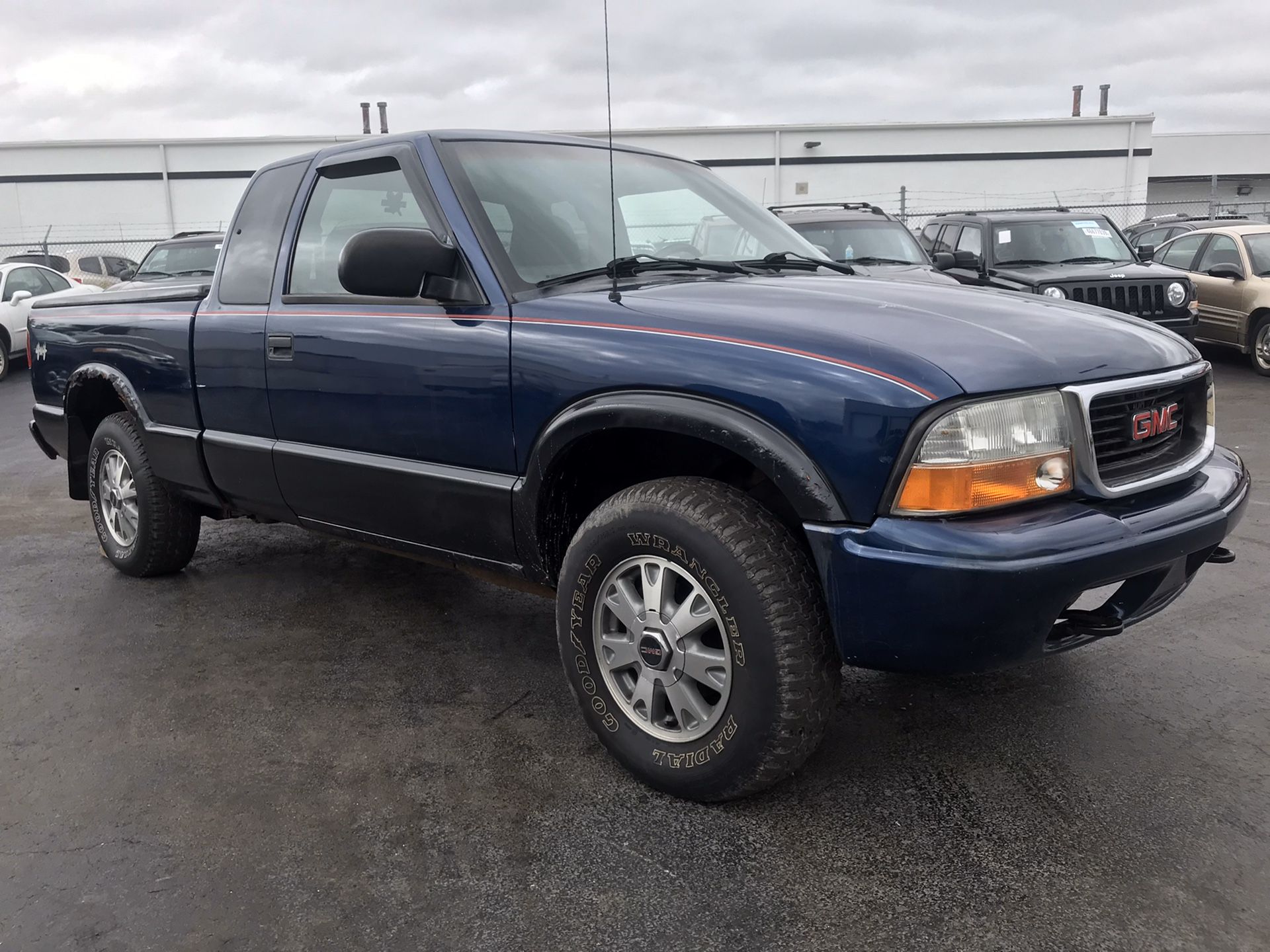 2003 GMC Sonoma for Sale in Elmhurst, IL - OfferUp