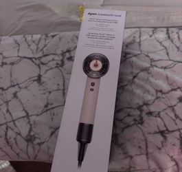 Dyson Supersonic Nural Pink