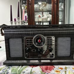 Victrola Nostalgic 6 -in-1