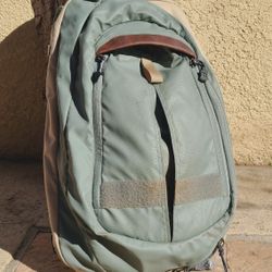 Vertx Commuter Sling Bag