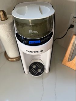 Baby Brezza Formula Pro
