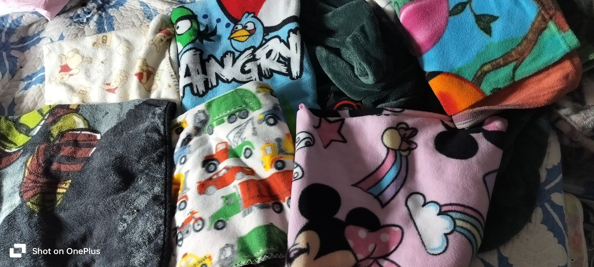 Kids Blankets6 Of Them See Descriptions $3 Each