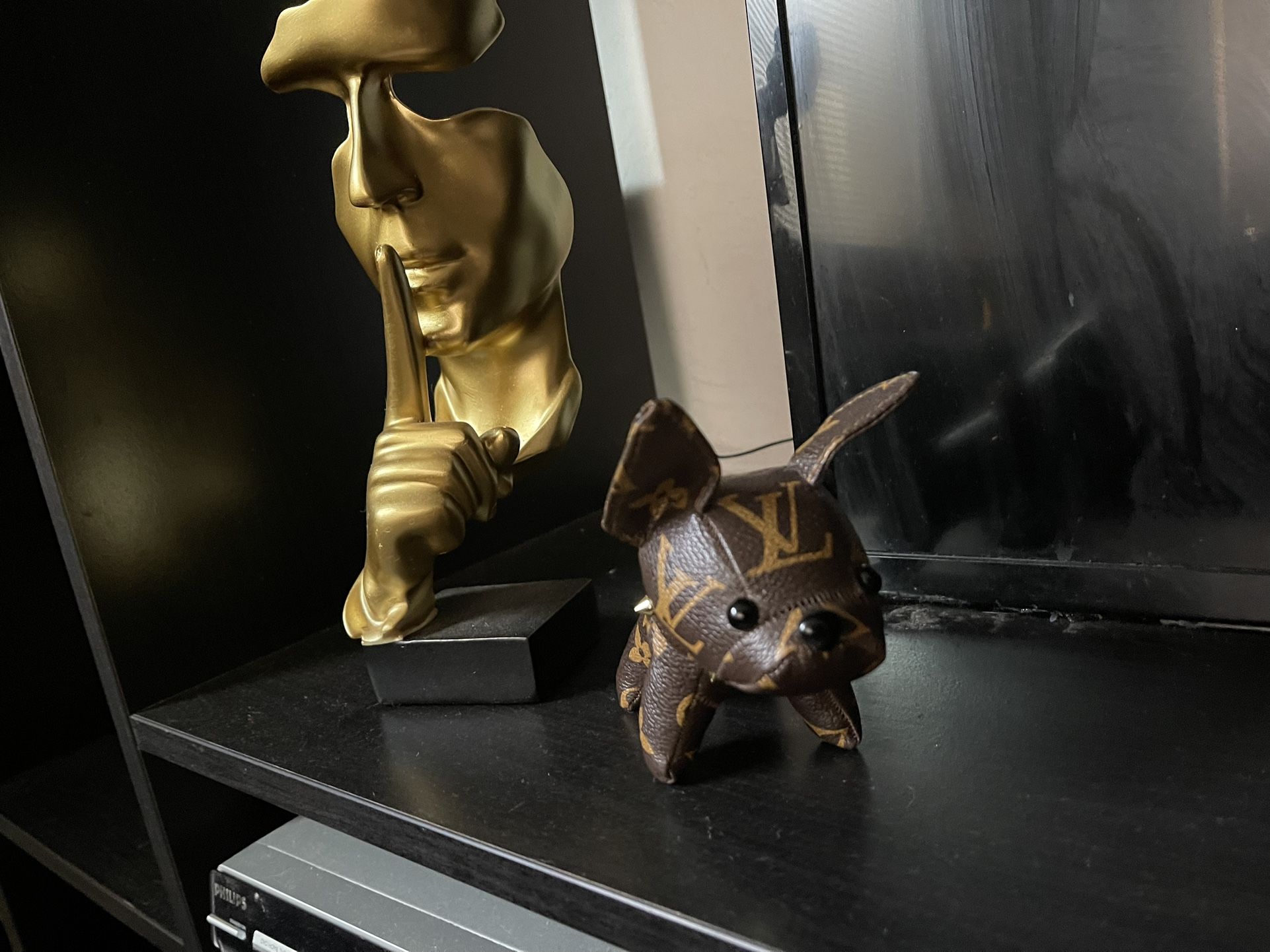 Louis Vuitton Keychain Dog for Sale in Las Vegas, NV - OfferUp