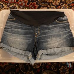 Brand New Maternity shorts